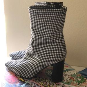 Ankle booties in houndstooth
